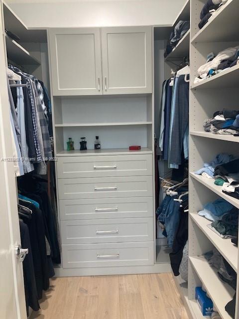 Designer closets his