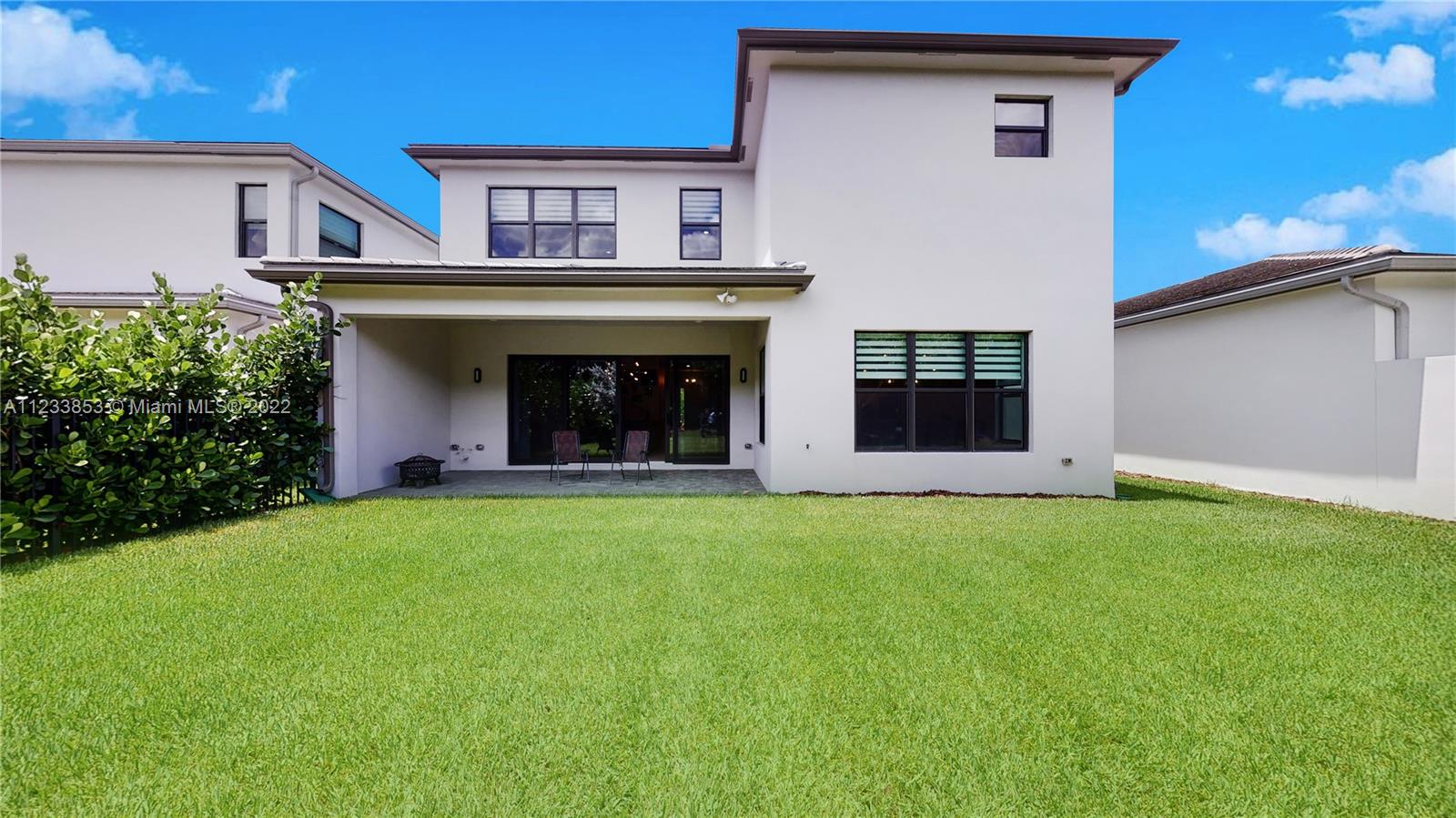 LARGE private backyard