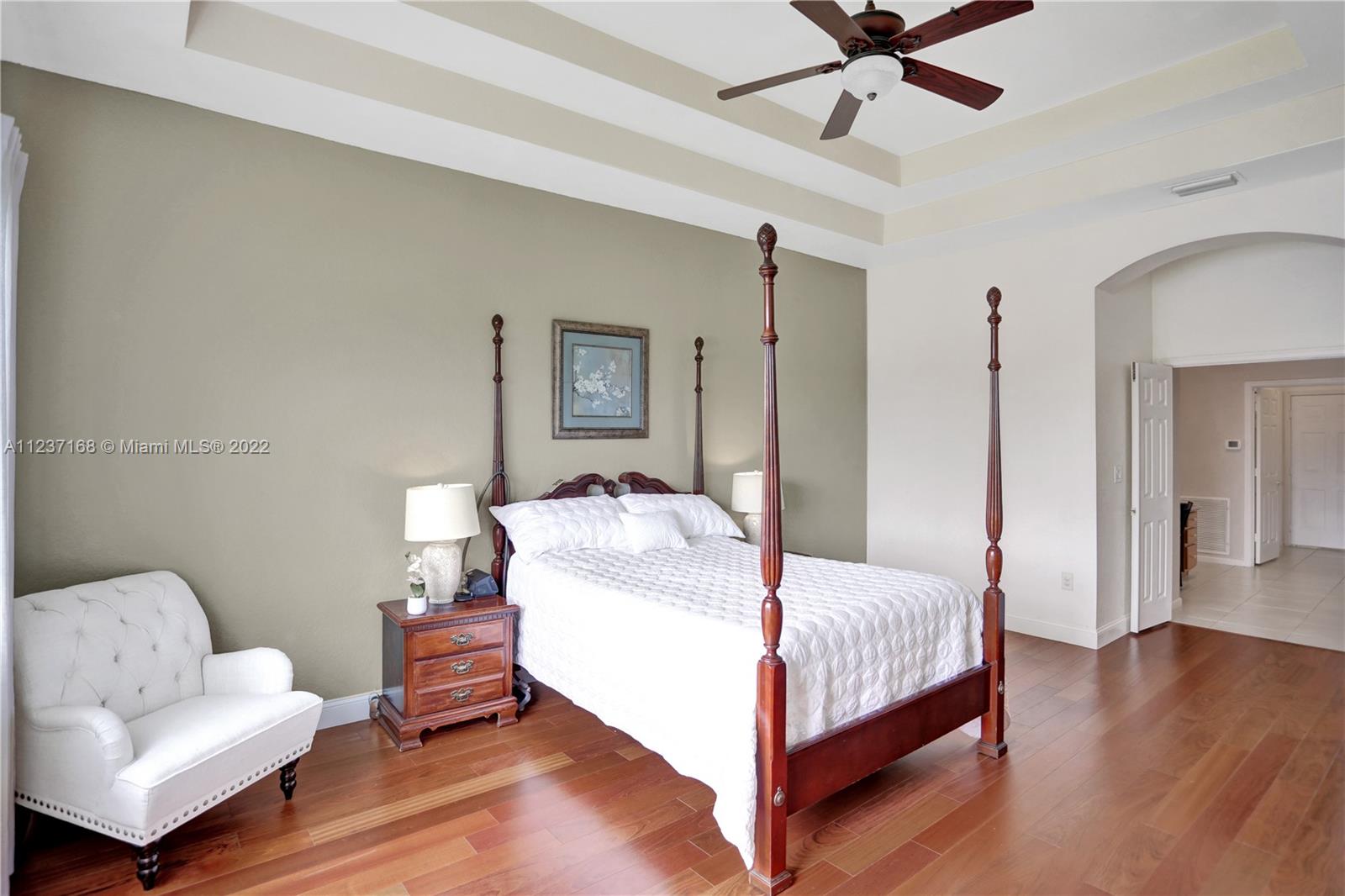 Listing Photo 16