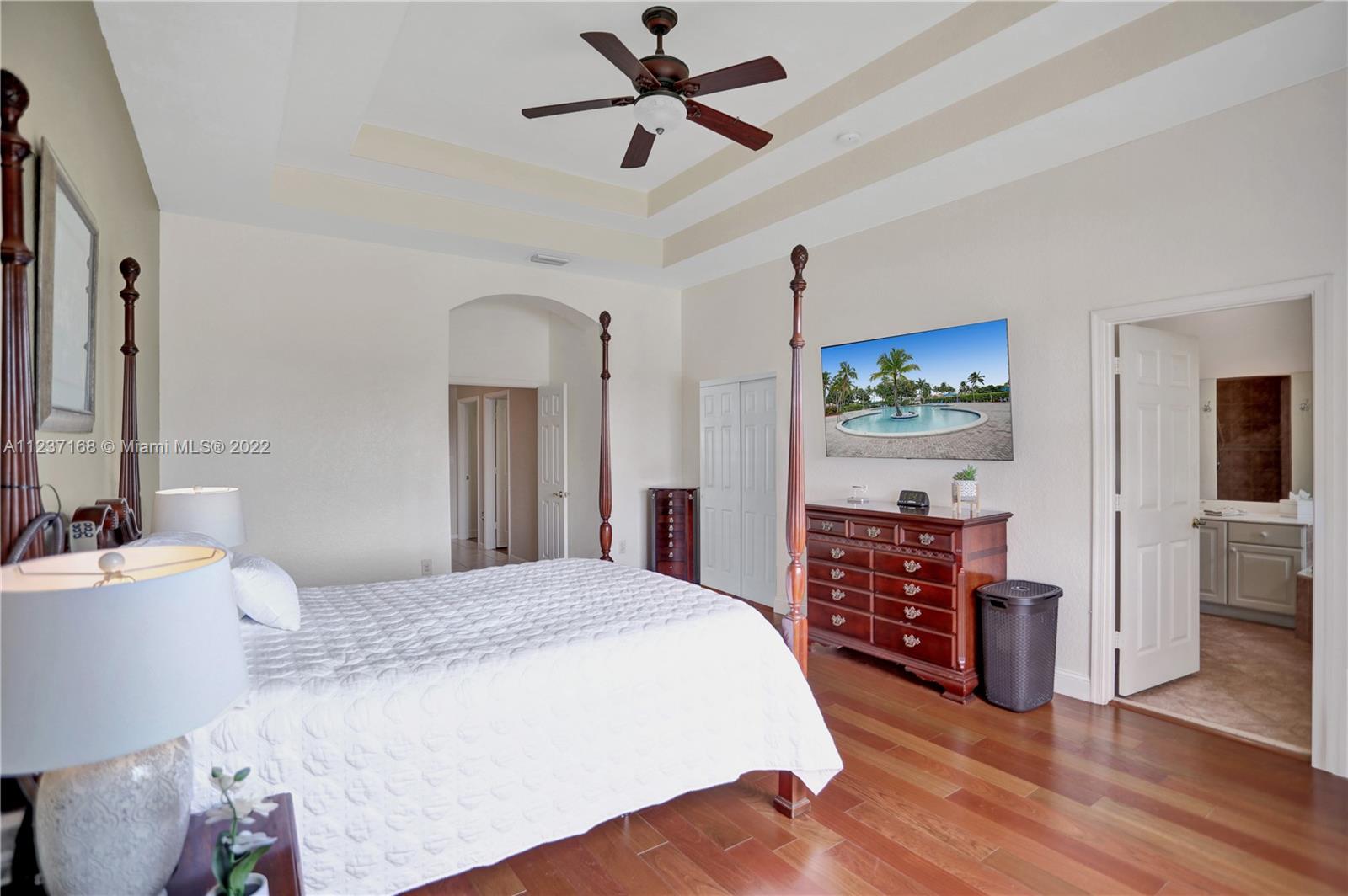 Listing Photo 18