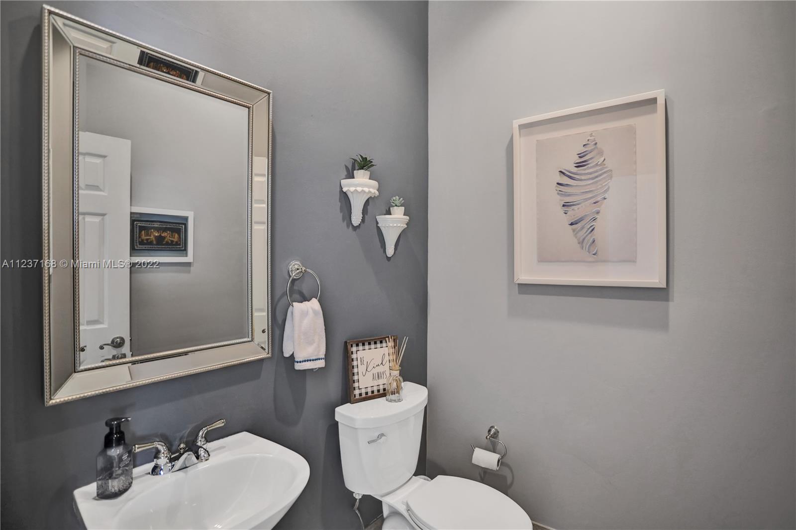 Listing Photo 28