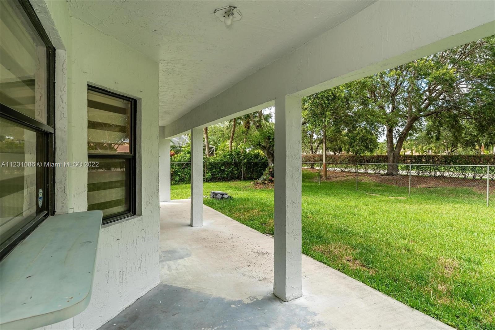 Listing Photo 14