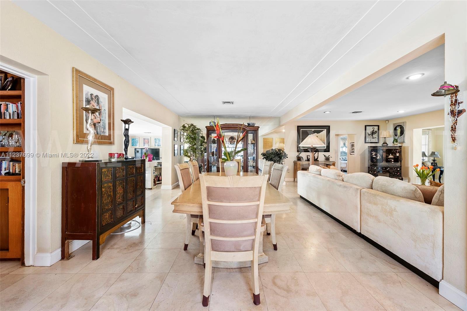 Listing Photo 14