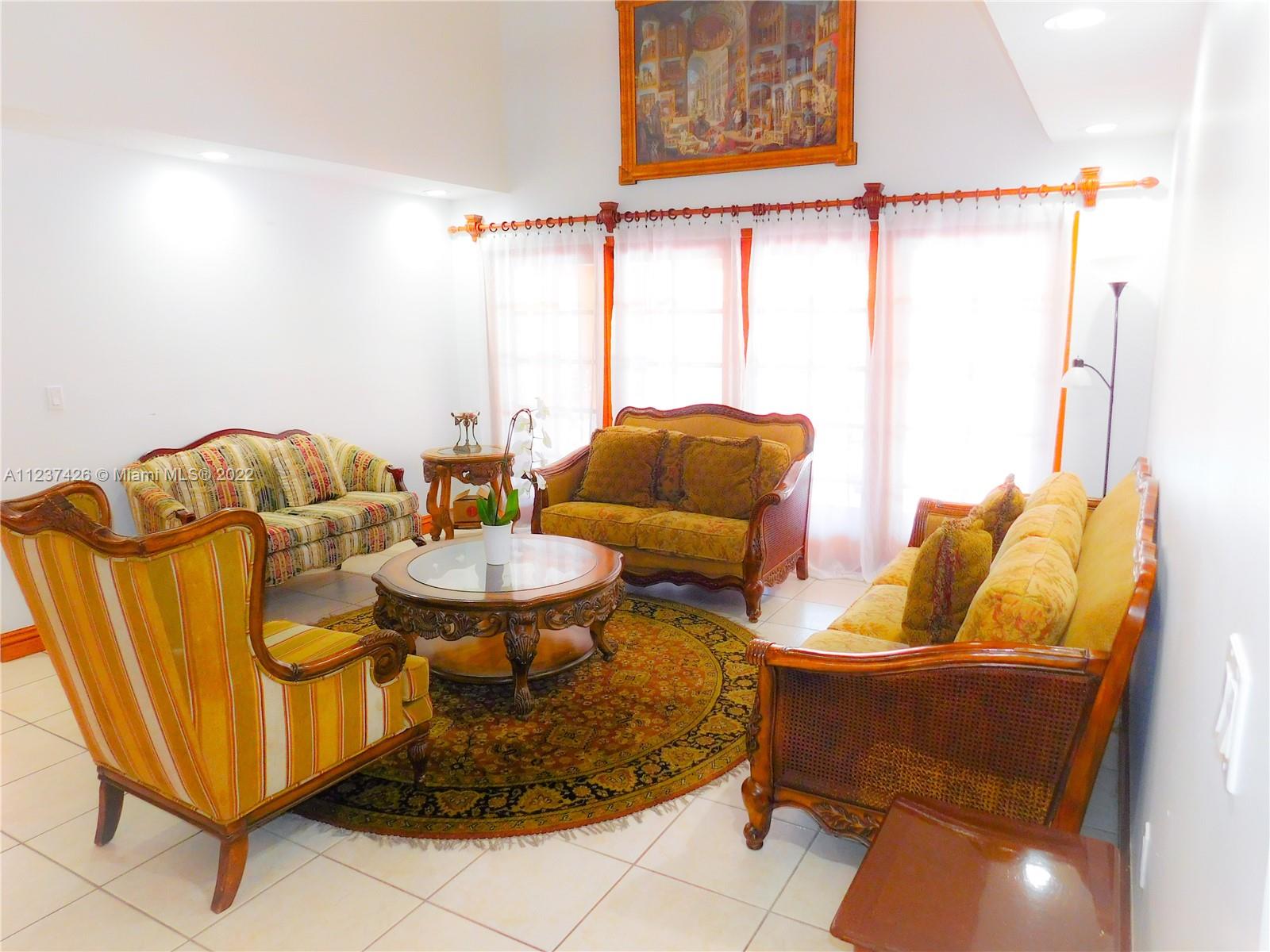 Listing Photo 9