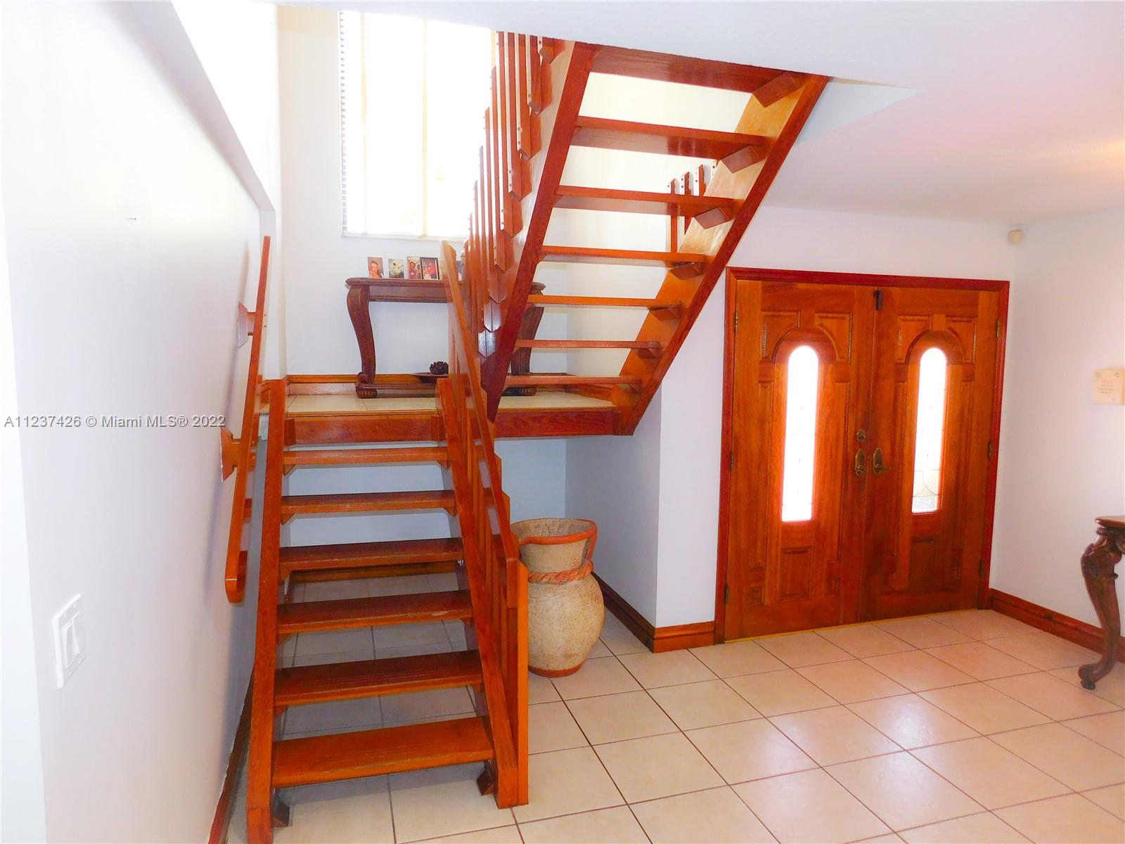 Listing Photo 16