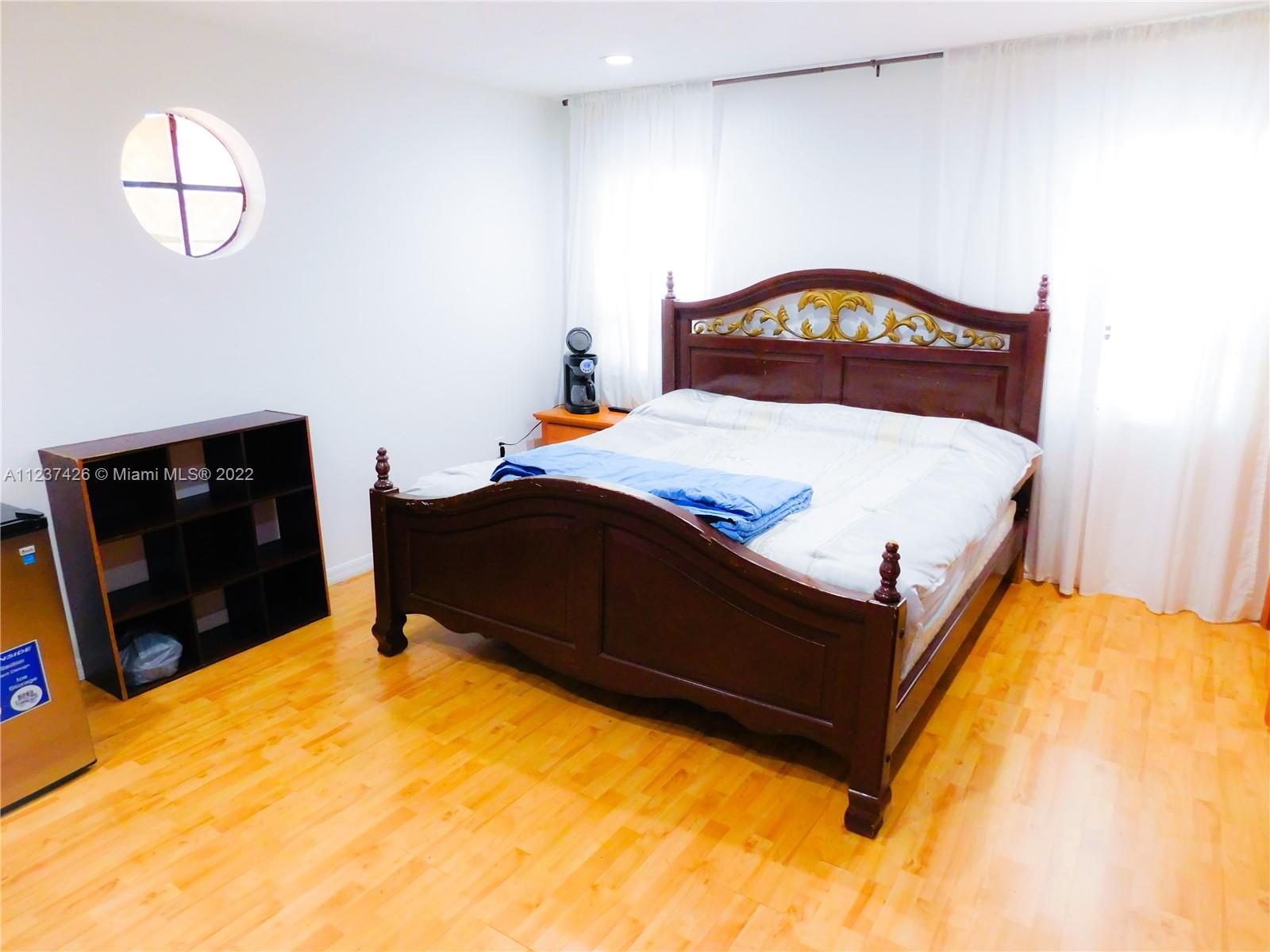 Listing Photo 26