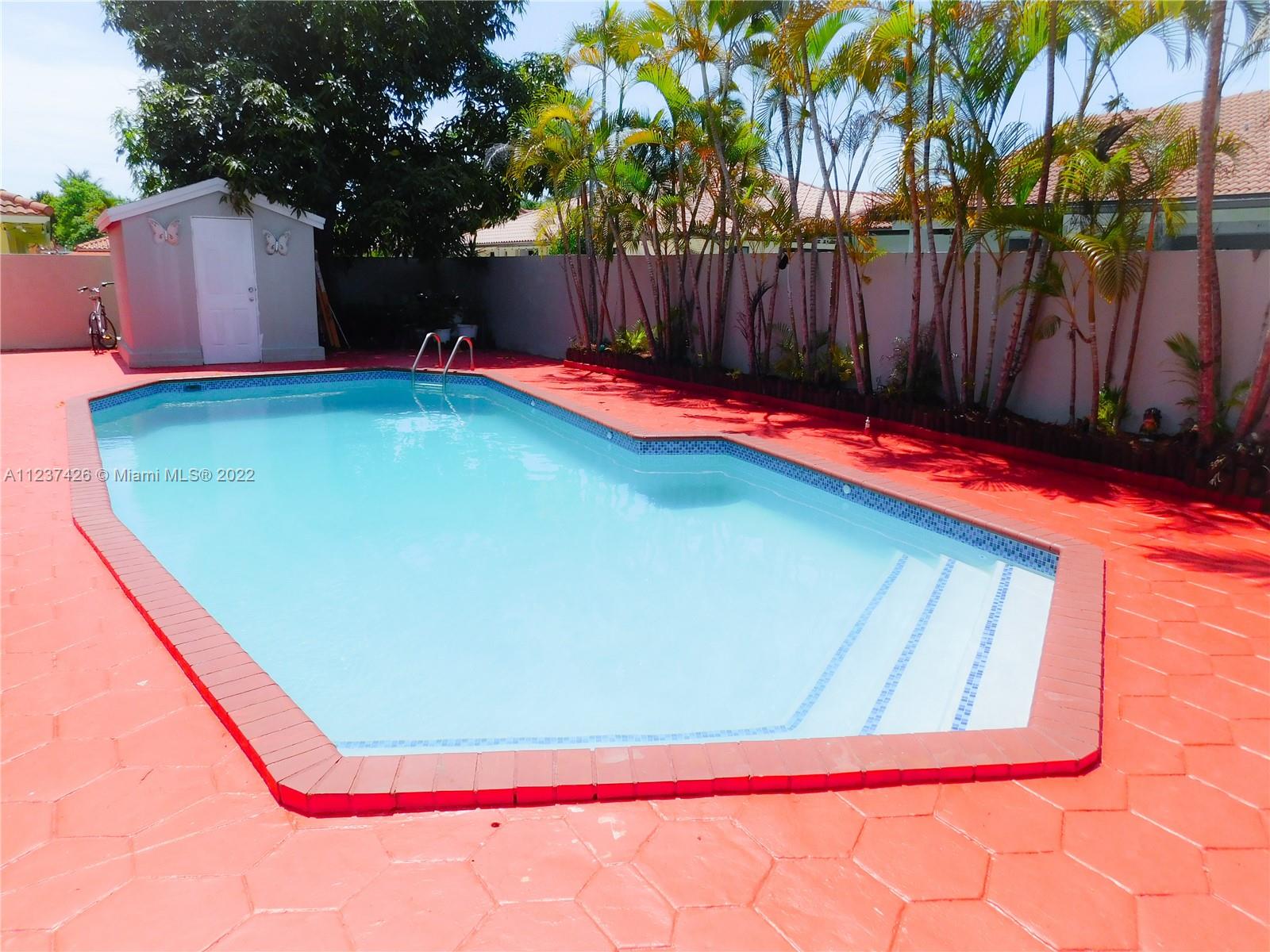 Listing Photo 6