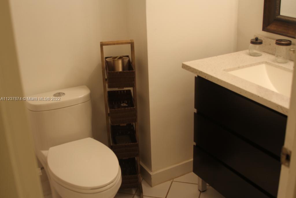 18041 Biscayne Blvd #1701, Aventura, Florida image 6