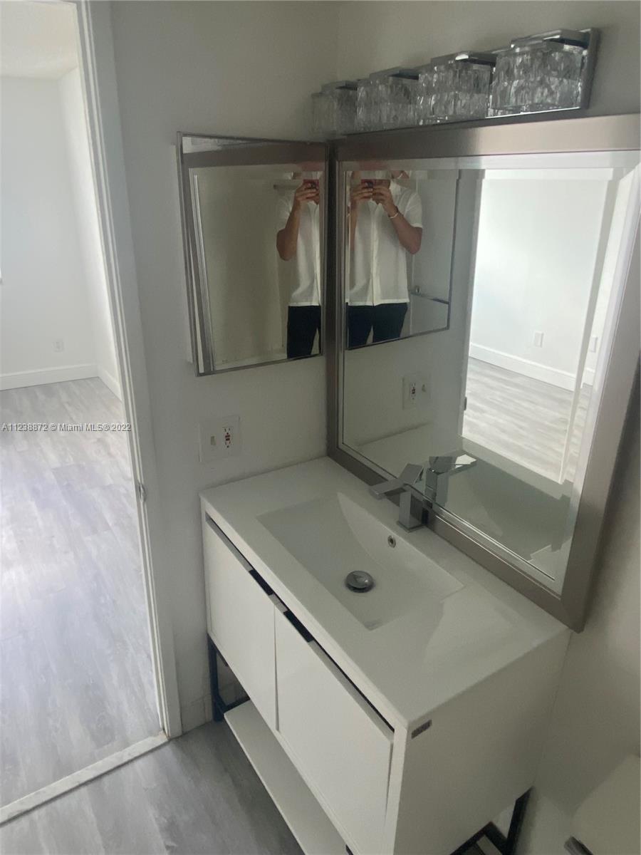 Photo 26 of Isola Condo Apt 1203 in Miami - MLS A11238872