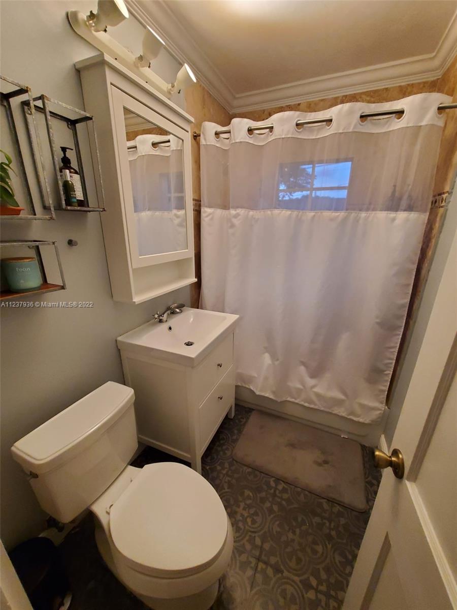 Listing Photo 14