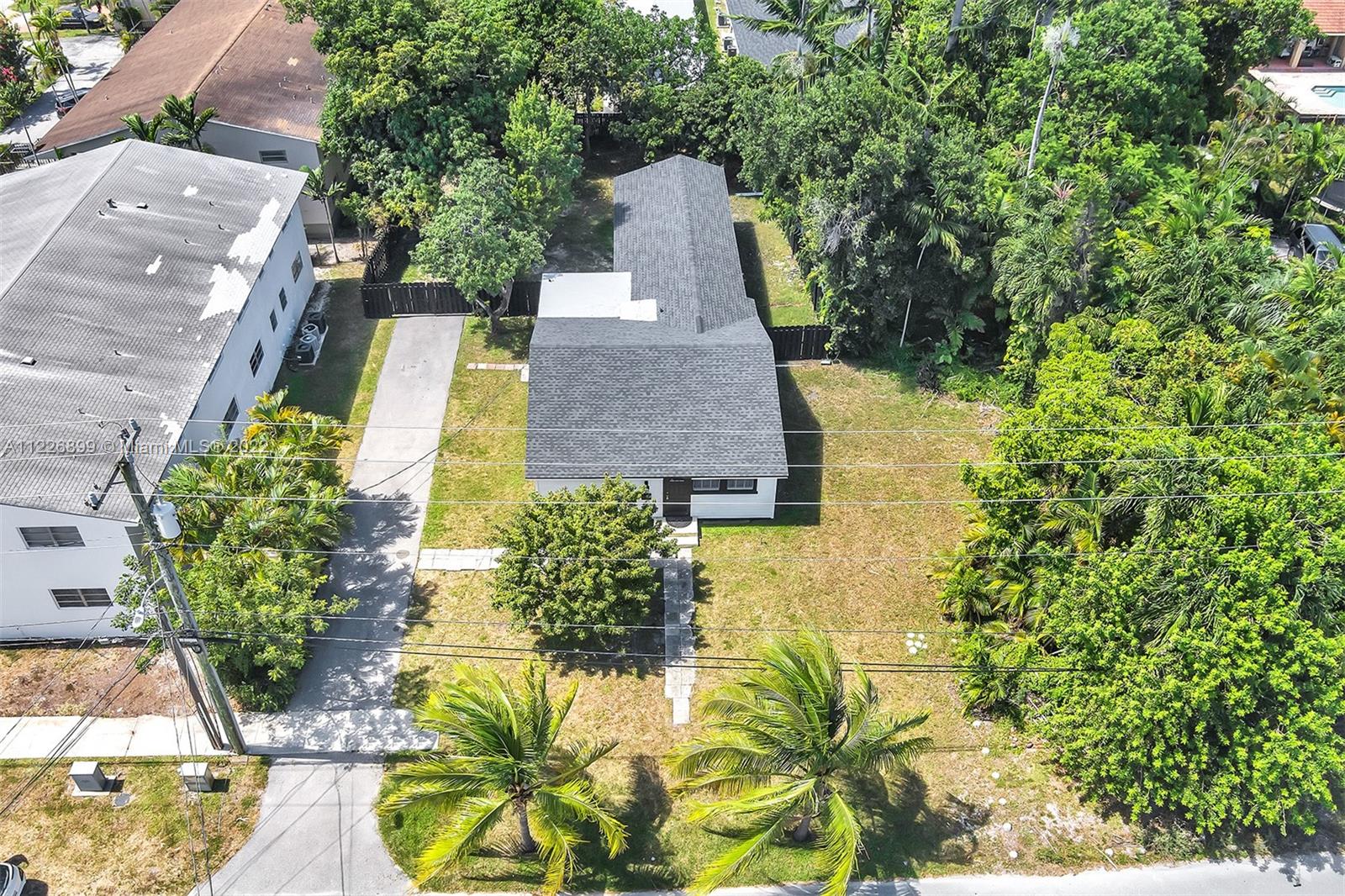 GREAT INVESTMENT OPPORTUNITY!!!!

Great location, Close to gulfstream, near YMCA ,parks, transportation , shops,  Aventura mall.
Property can be used for AIRBNB and future development opportunity based on city plans.

Renovated and updated New roof (1 year) big backyard.
