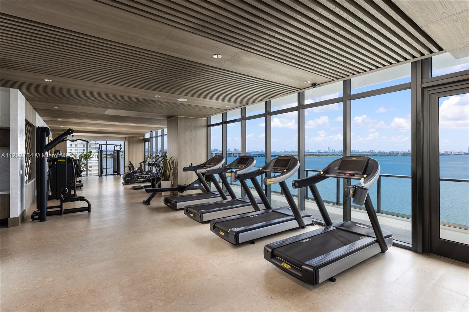 Floor 7th Gym/Bay View