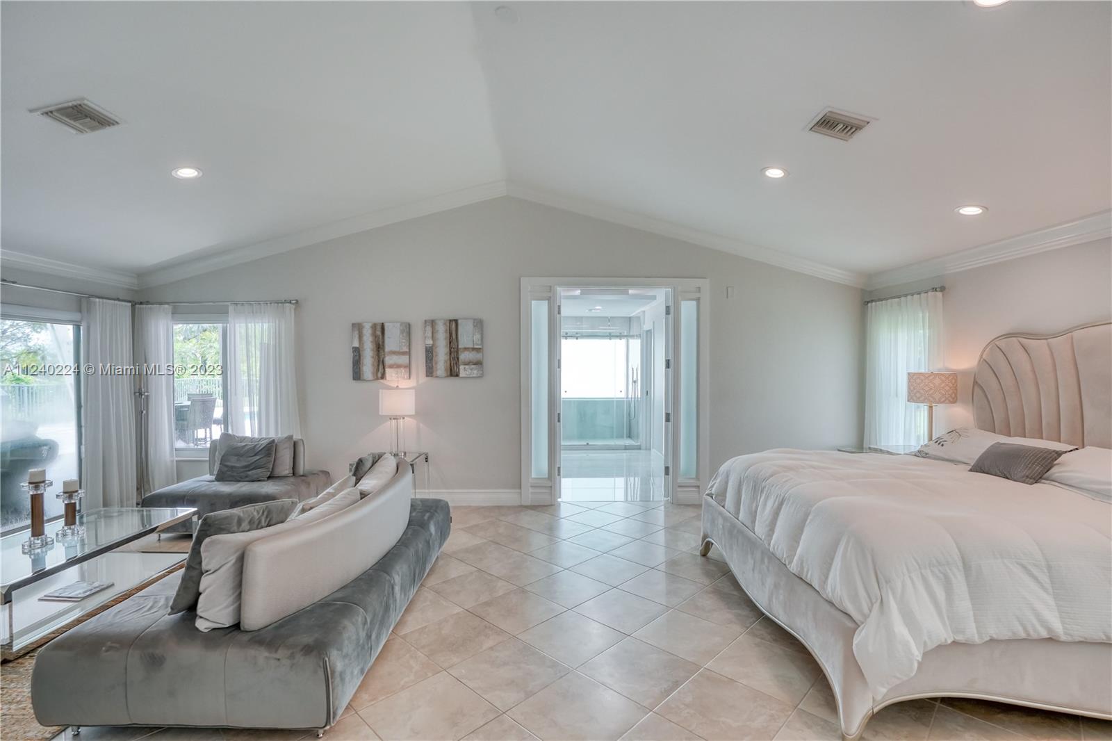 Listing Photo 43