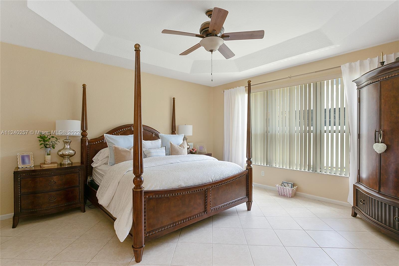 Listing Photo 10