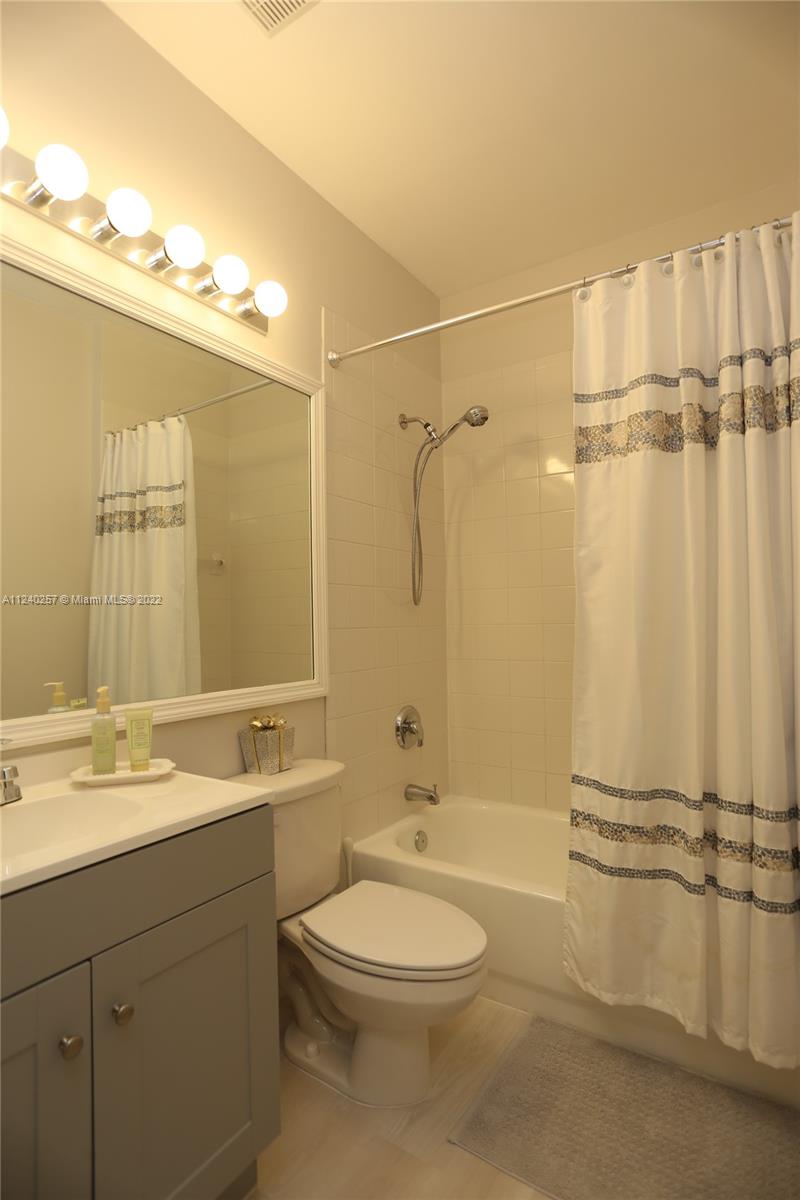 Listing Photo 29