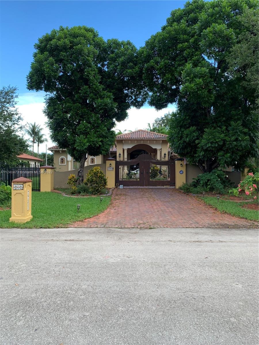 Photo 1 of 7761 122nd Ave in Miami - MLS A11240473