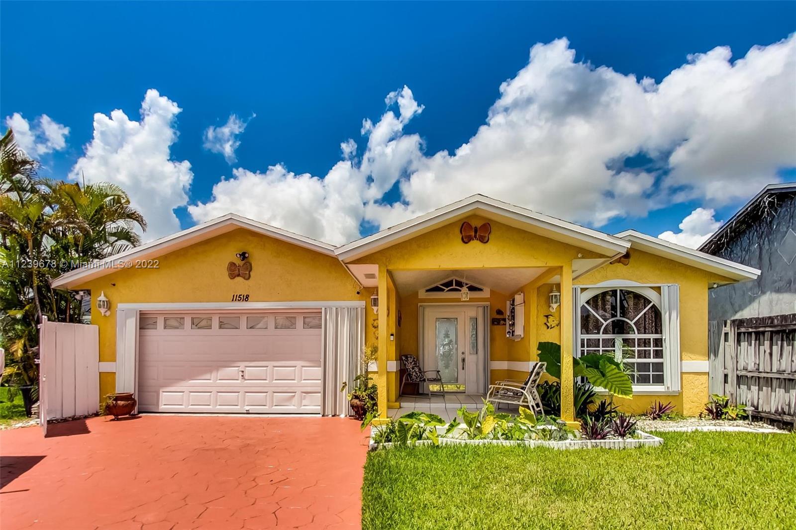 11518 SW 172nd Ter  For Sale A11239678, FL