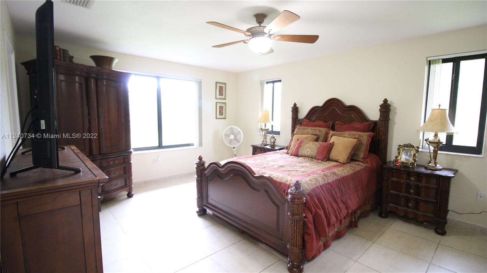 Listing Photo 26