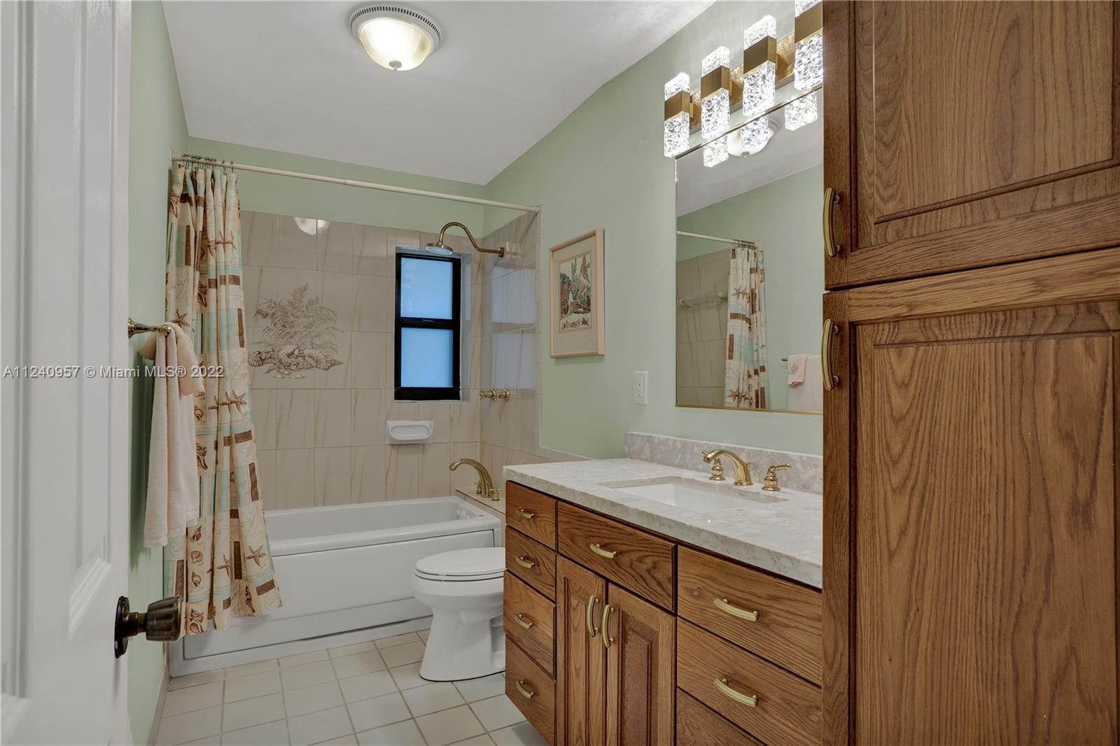 Listing Photo 24