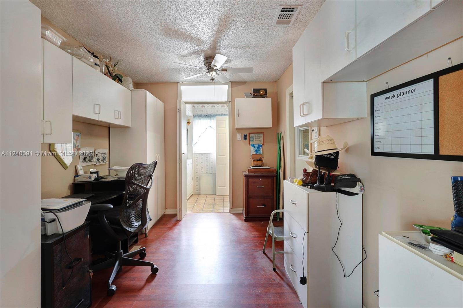Listing Photo 37