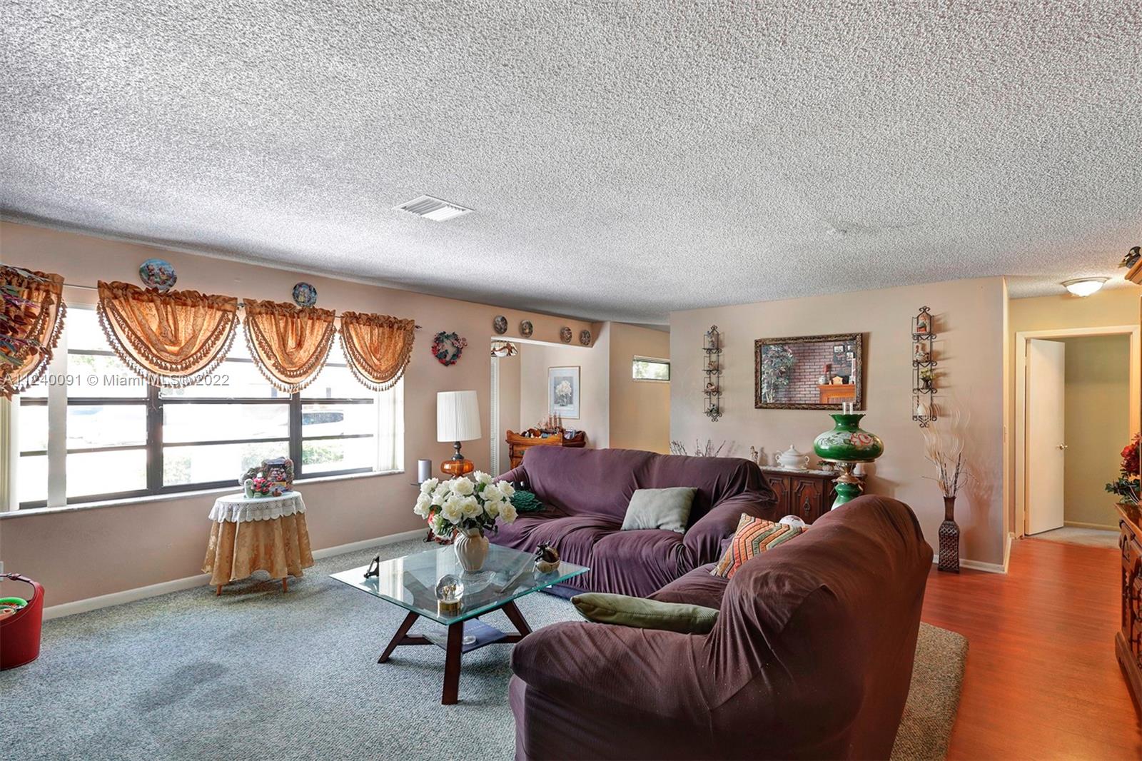 Listing Photo 7