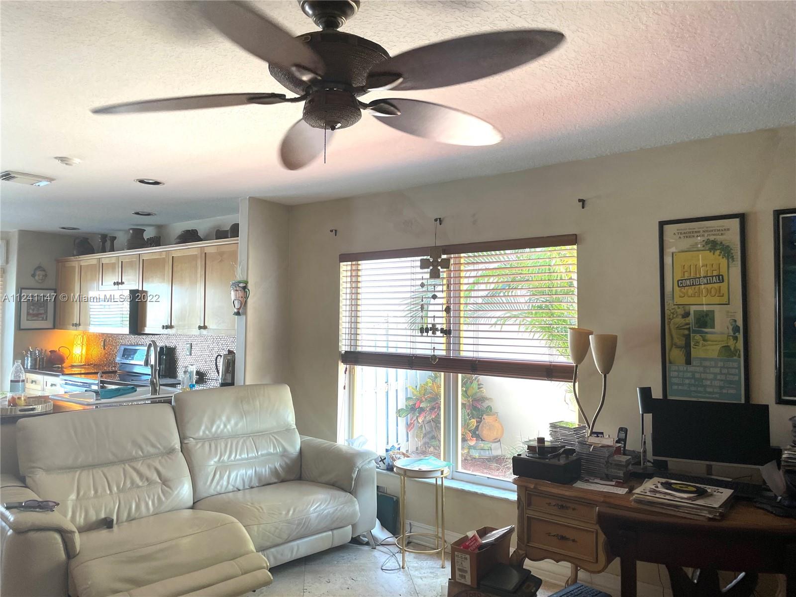 Listing Photo 9