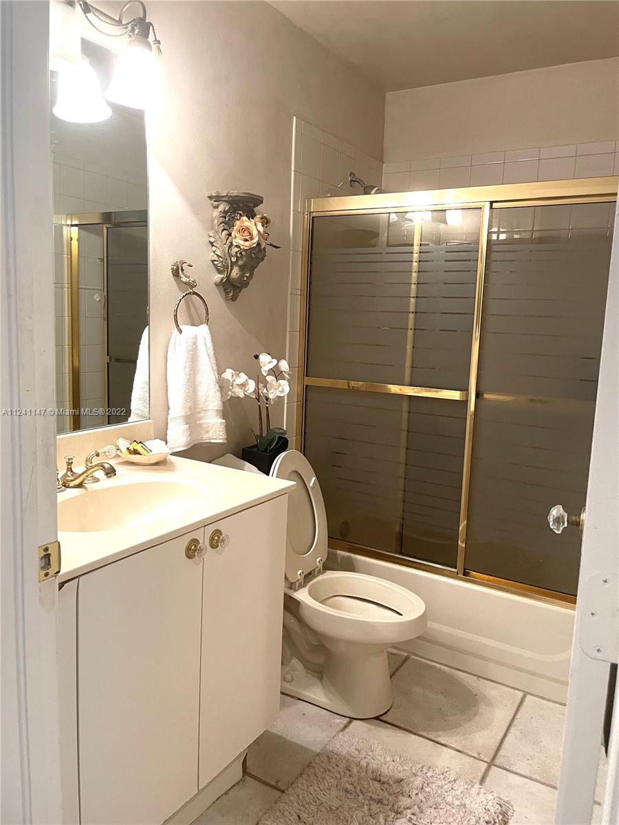 Listing Photo 16