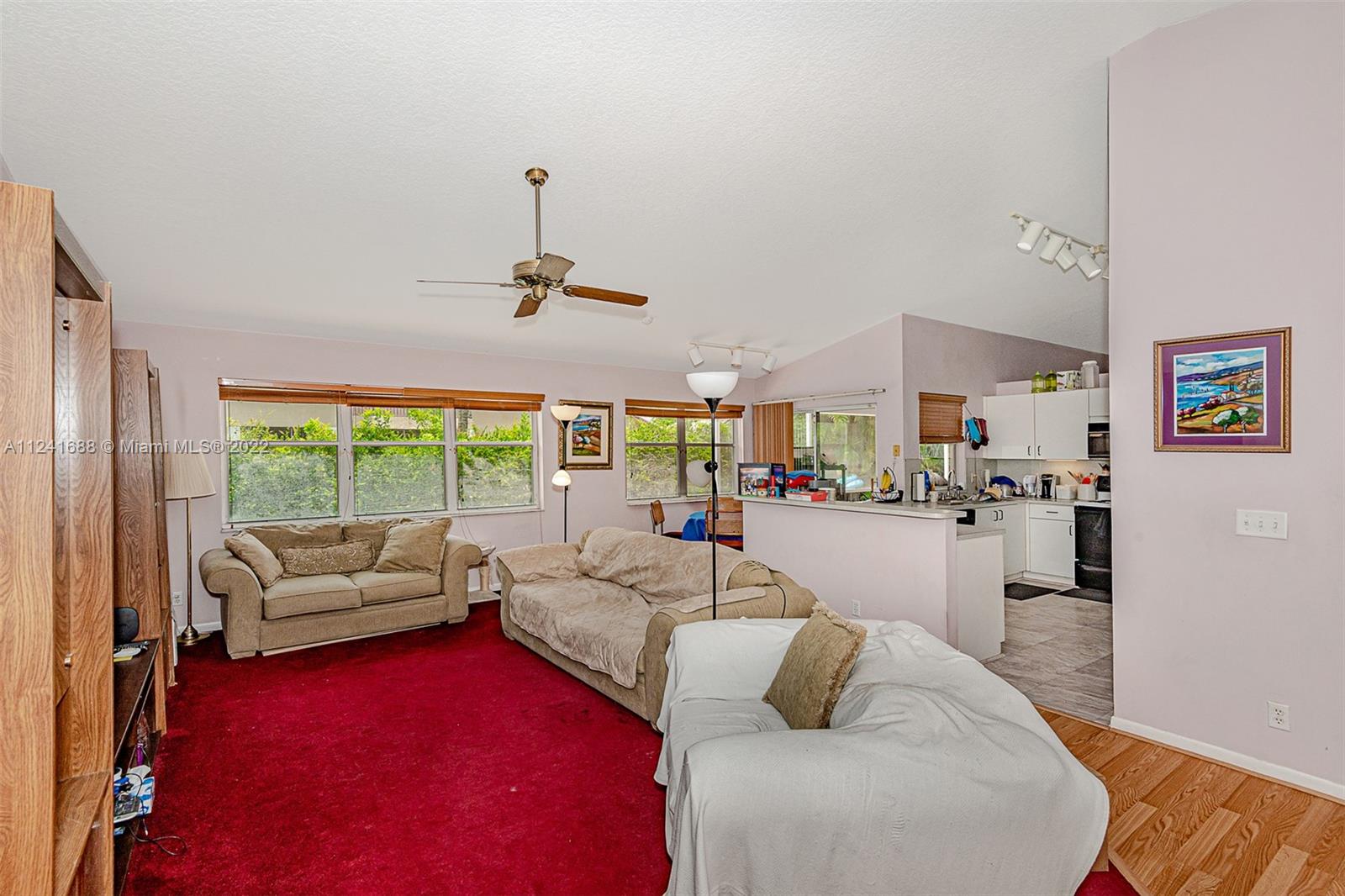 Listing Photo 15