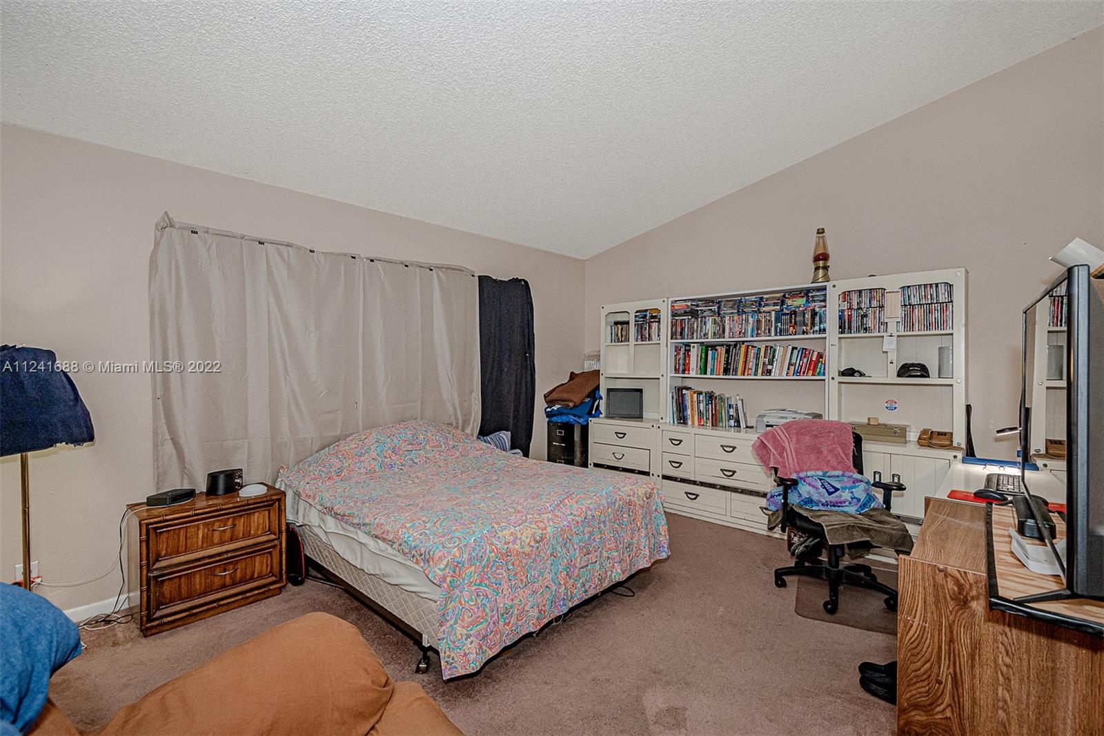 Listing Photo 21