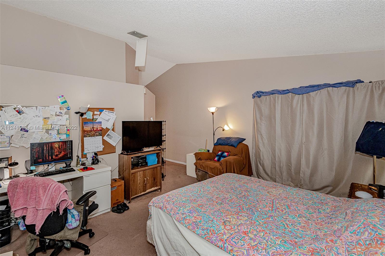 Listing Photo 23