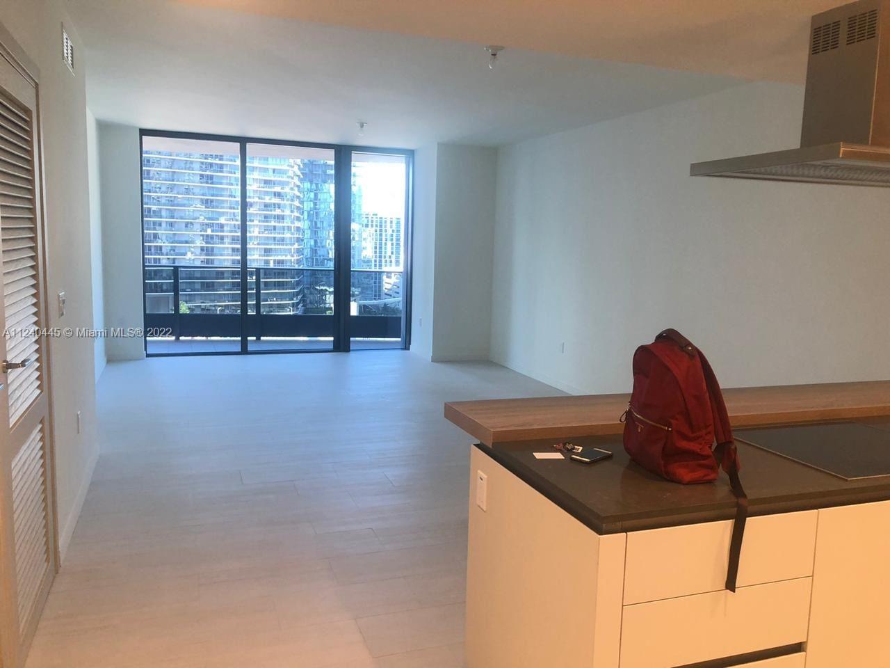 Brickell Flatiron #14