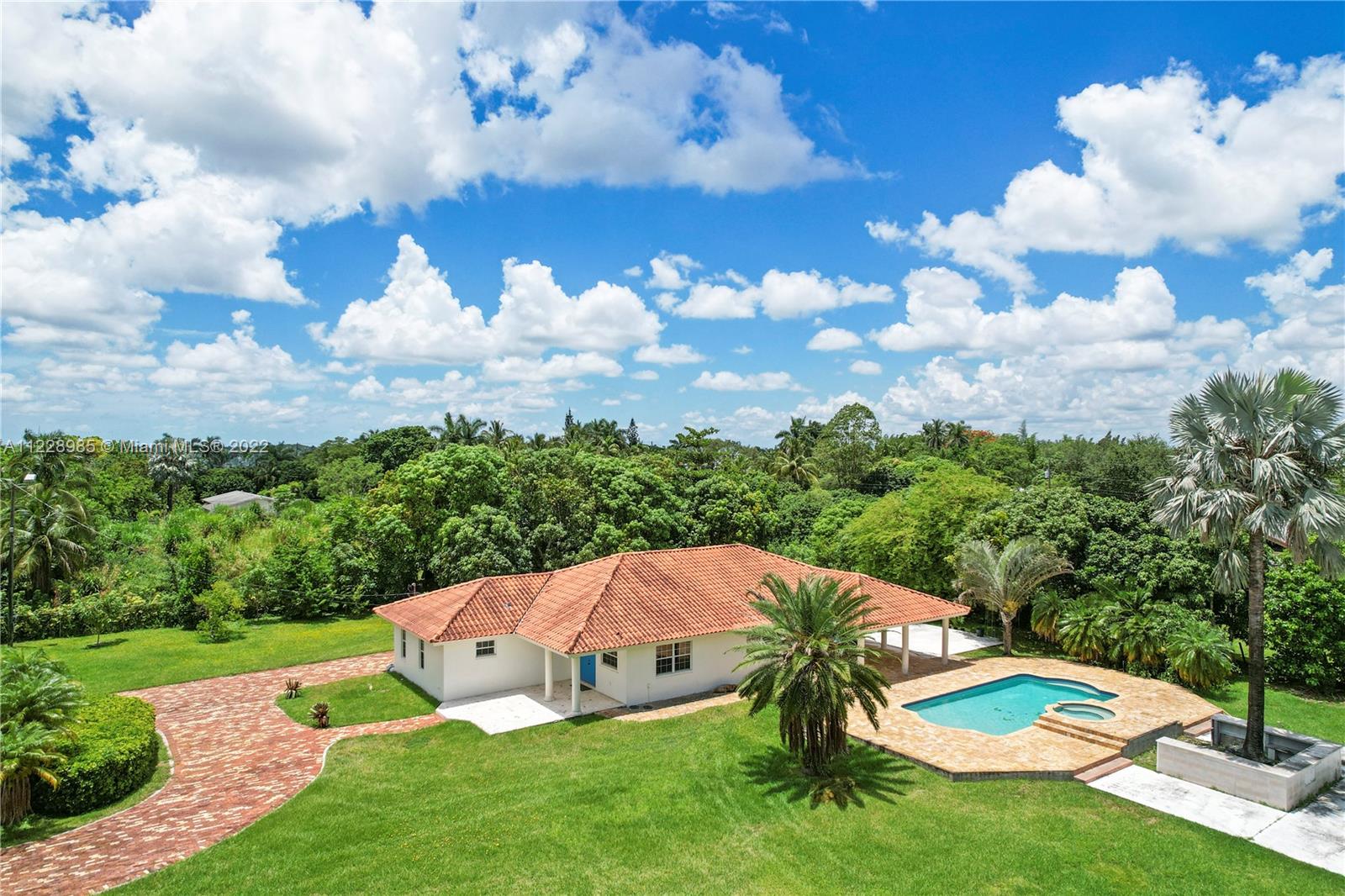 Photo 1 of 22990 179th Pl in Miami - MLS A11228985