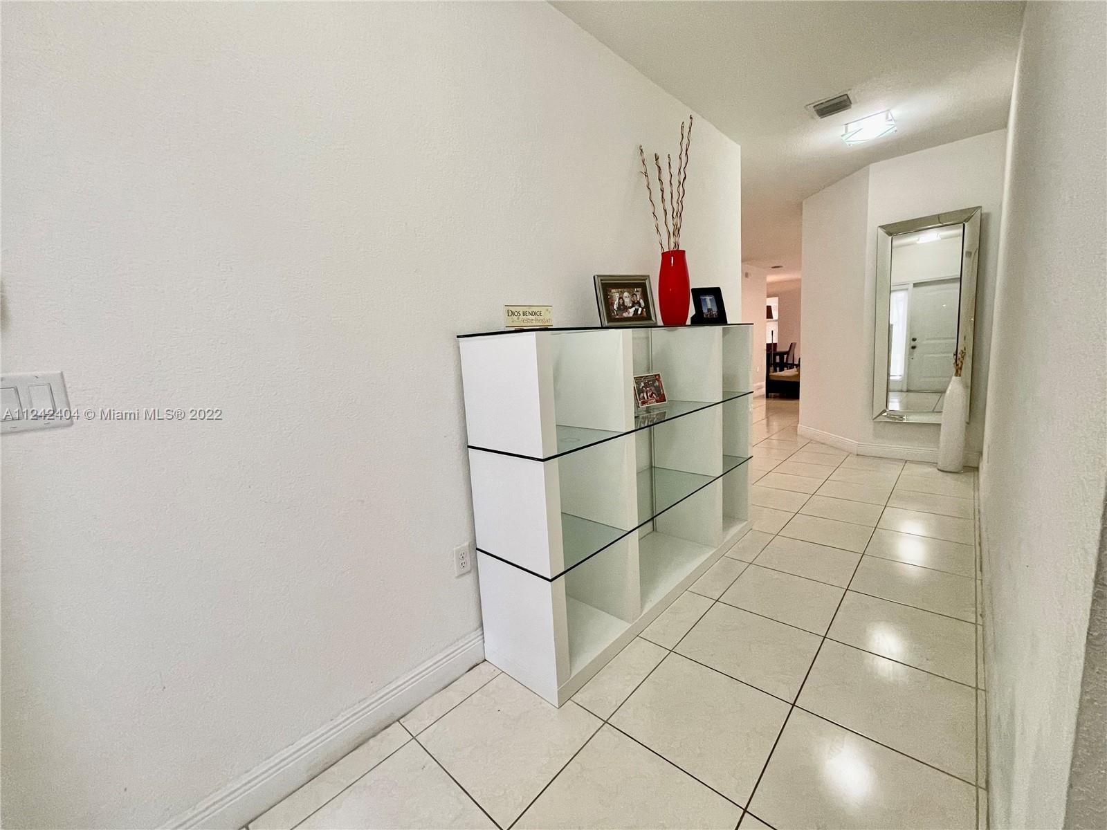 Photo 2 of   in Miami - MLS A11242404
