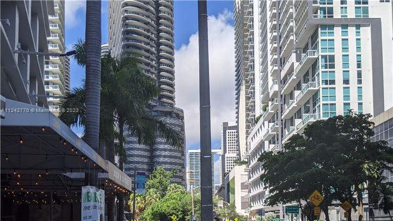   DOWNTOWN/BRICKELL AREA  For Sale A11242770, FL