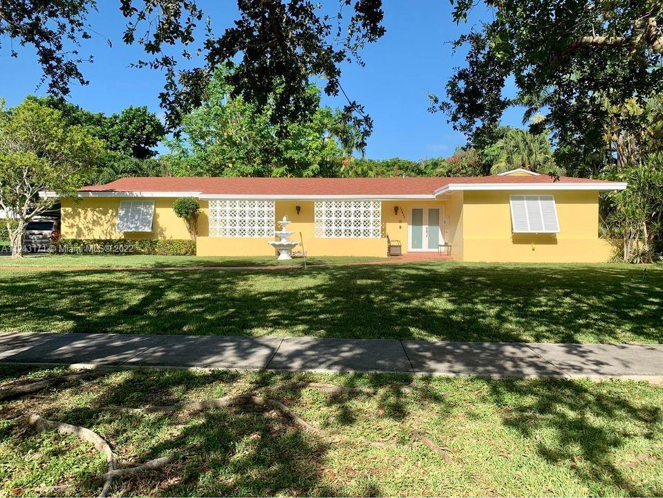 15805 SW 87th Ave  For Sale A11243171, FL