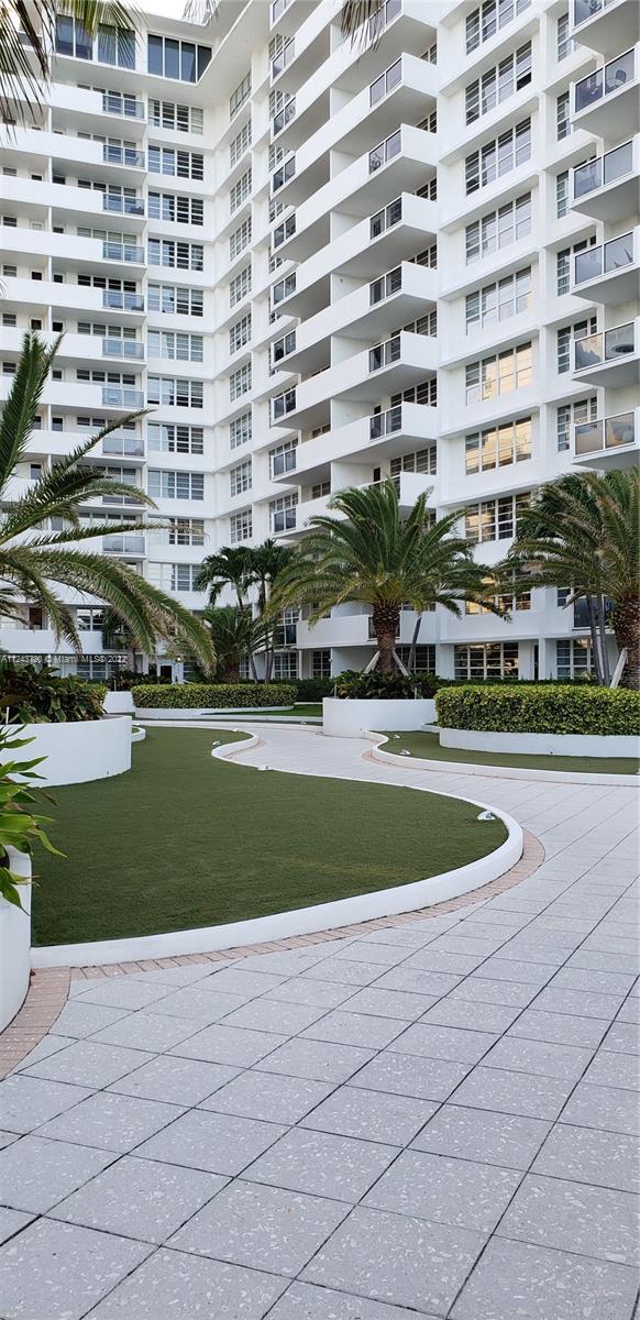 100  Lincoln Rd #801 For Sale A11243720, FL