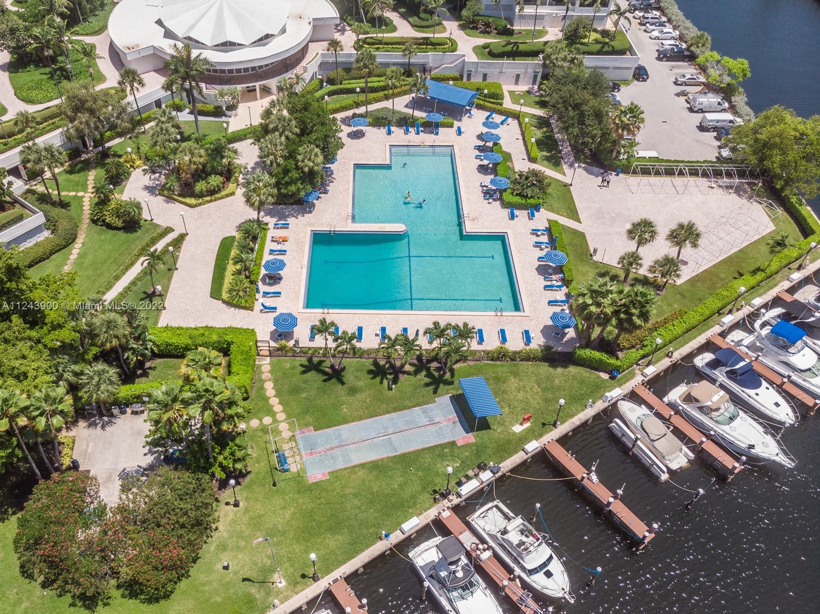 AERIAL VIEW MARINA