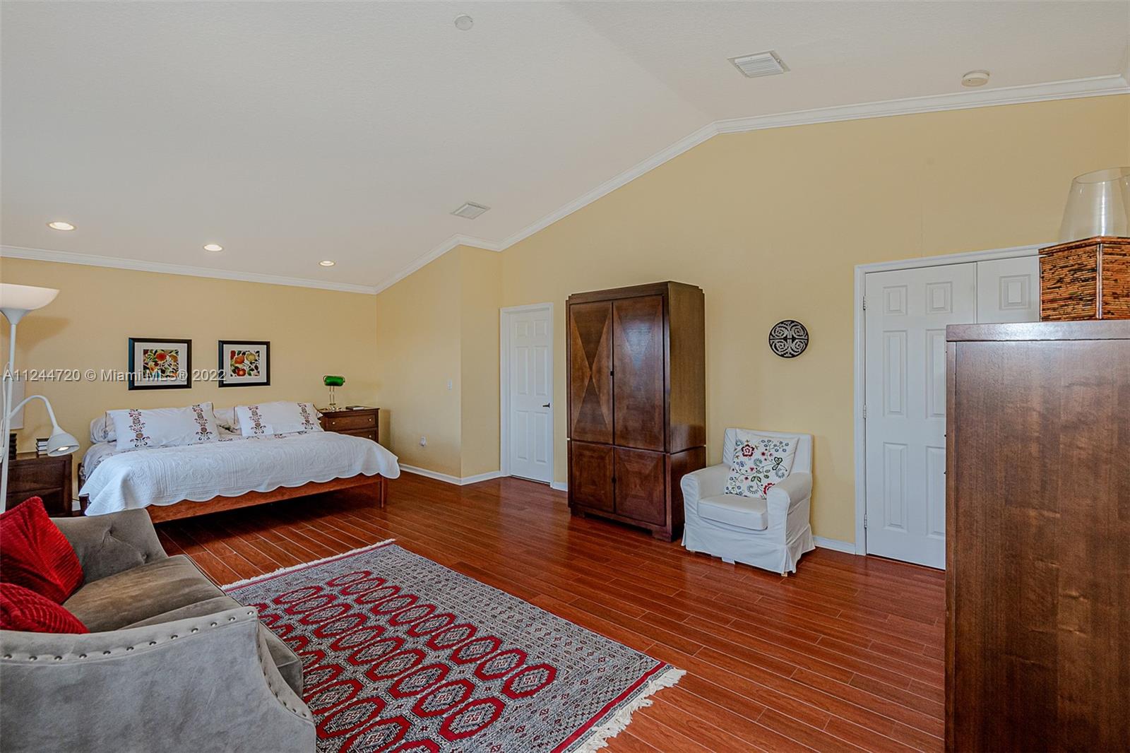 Listing Photo 28
