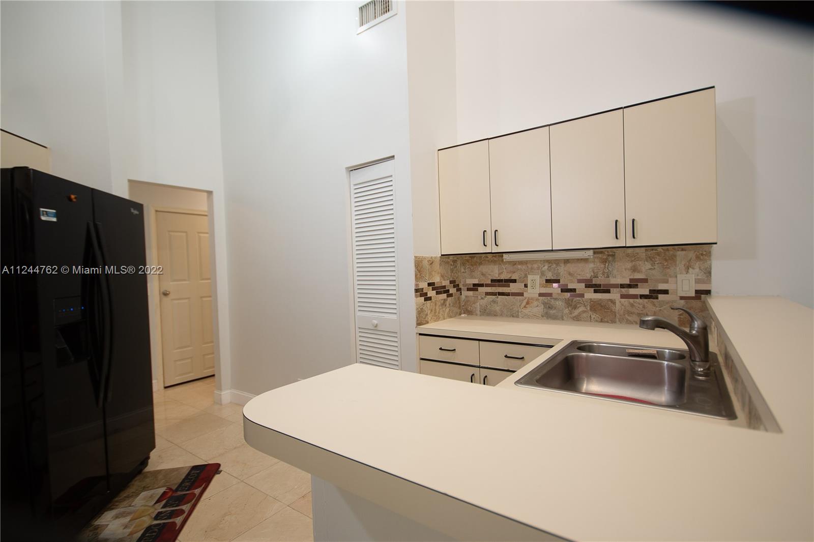 Listing Photo 28
