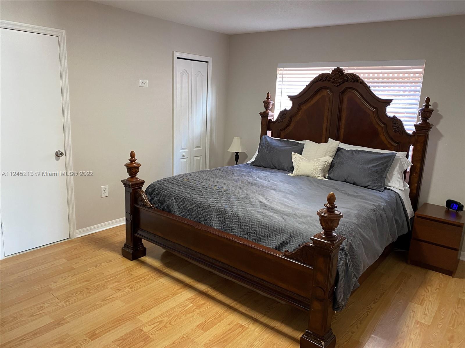 Listing Photo 7