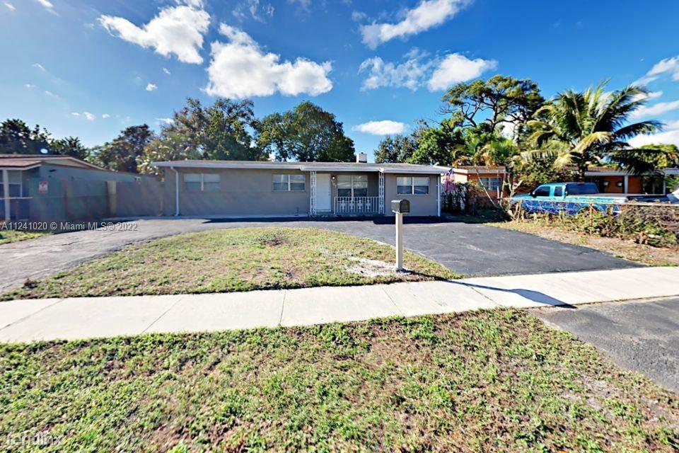 1107 SW 22nd Ter  For Sale A11241020, FL