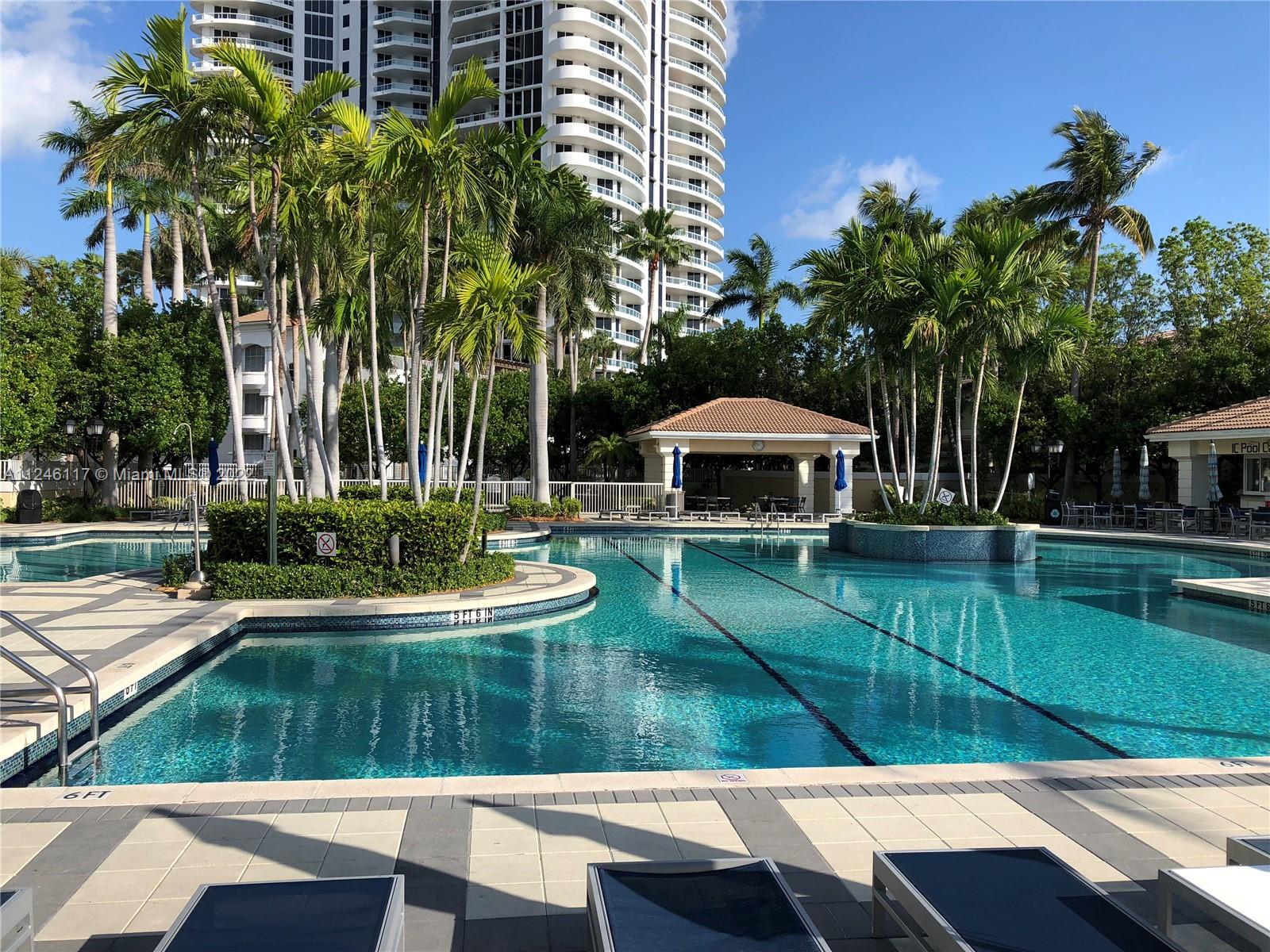 The Point - Intracoastal pool