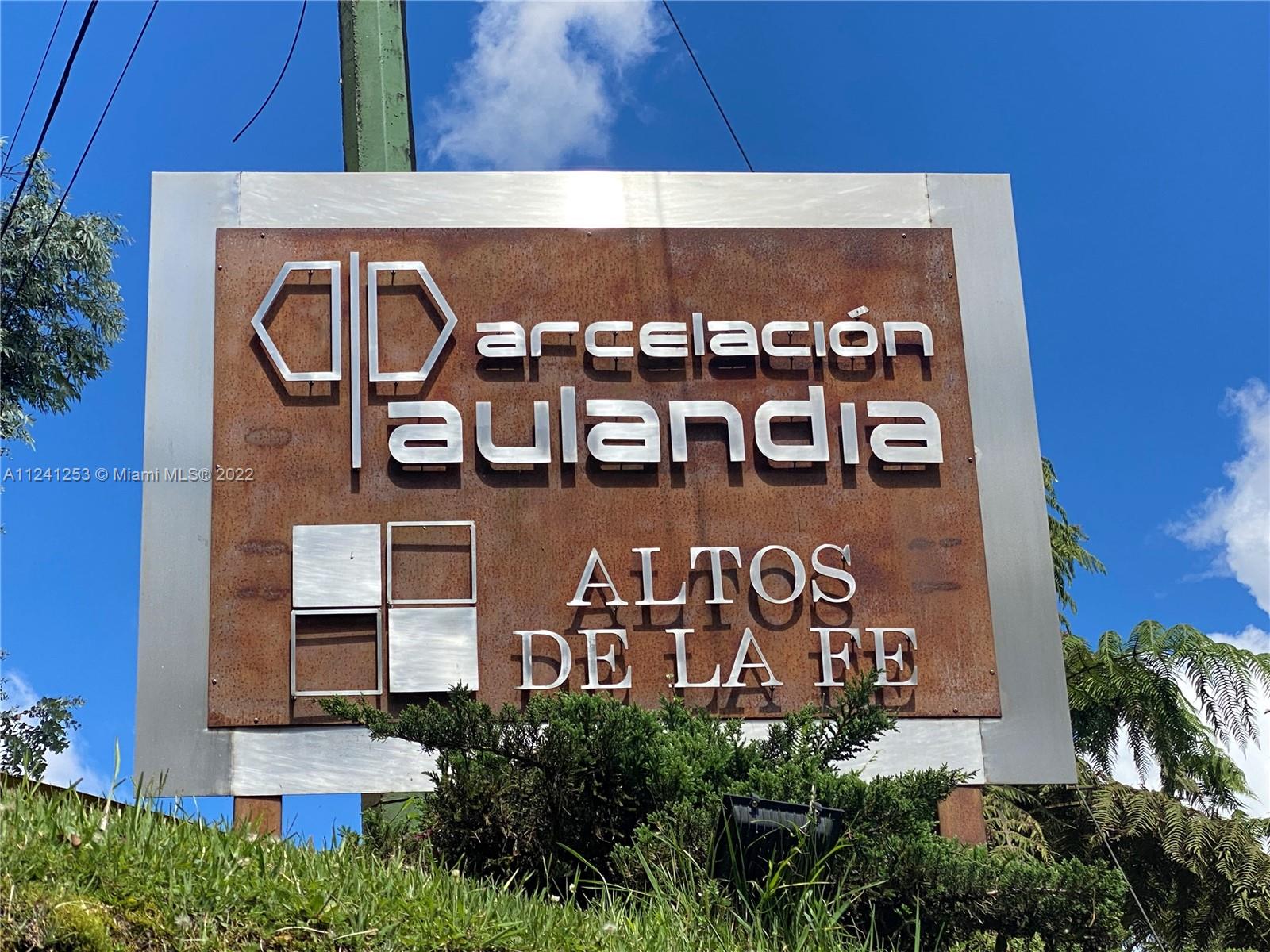 Parcelacion Paulandia, Altos de la Fe Entrance