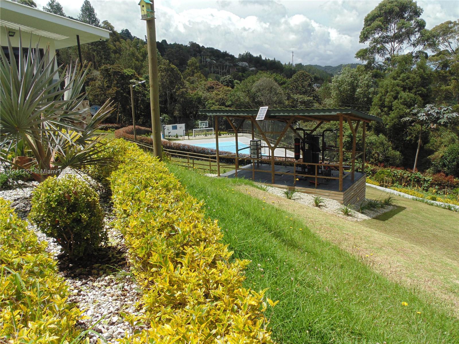 View from front of the house to the right back side
