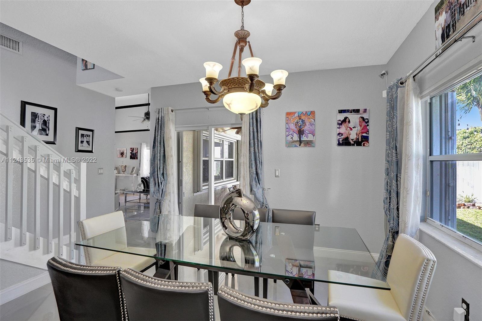 Listing Photo 15