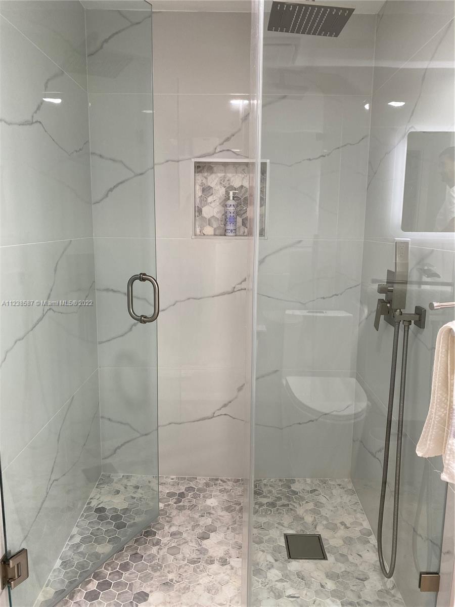 Shower Master Bath