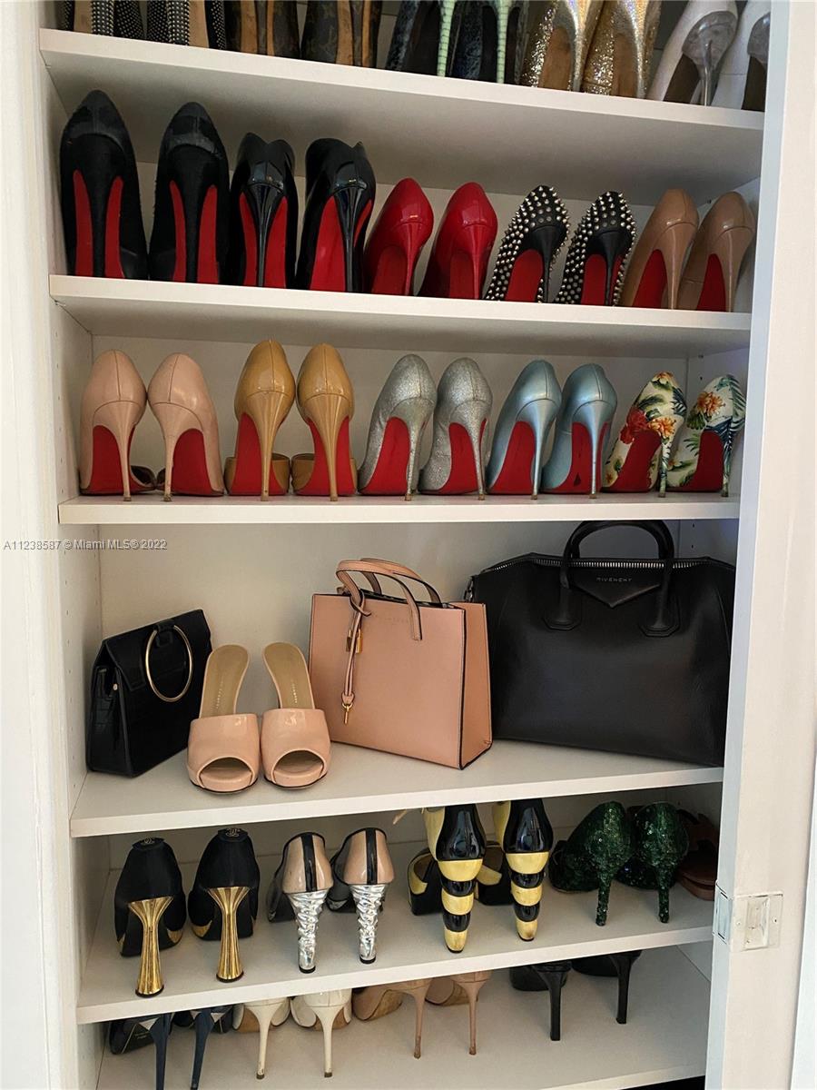 Shoe Closet