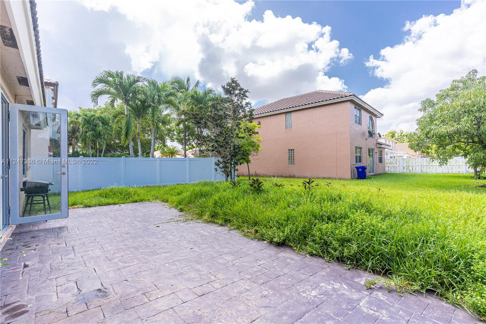 Listing Photo 24