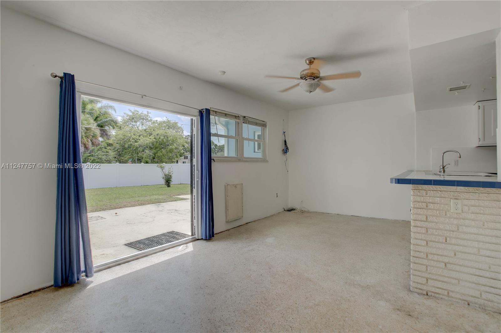 Listing Photo 9