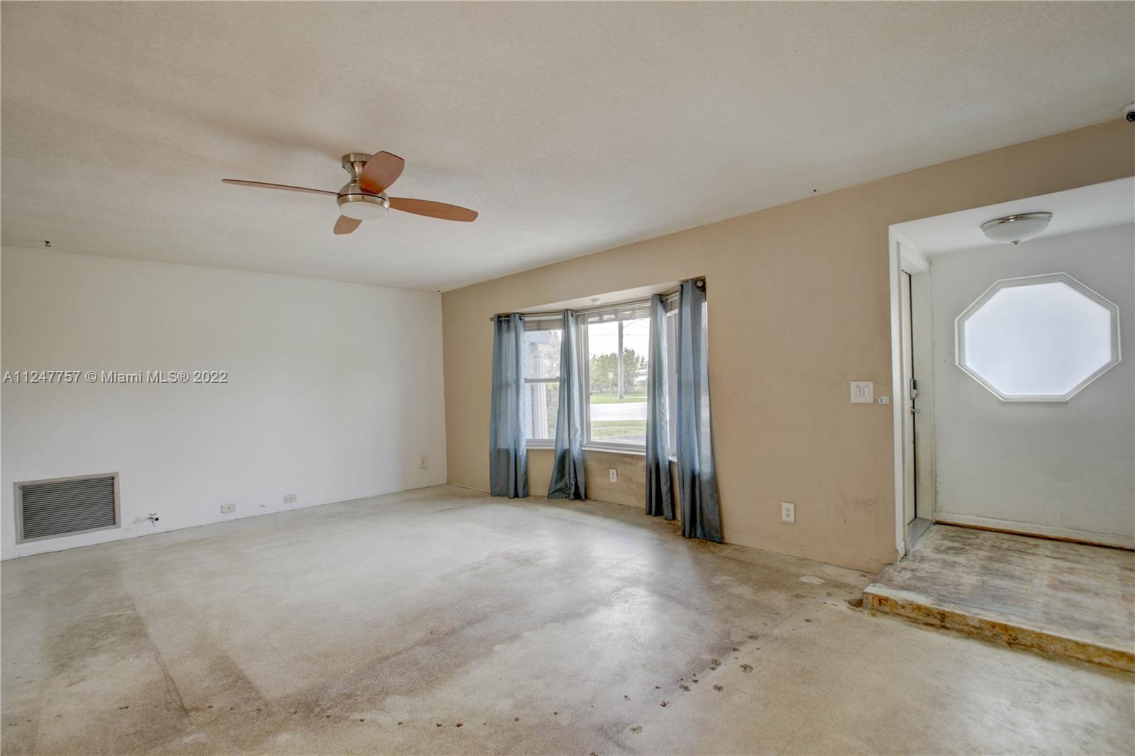Listing Photo 13